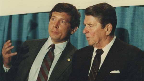 On the Campaign Trail with President Reagan